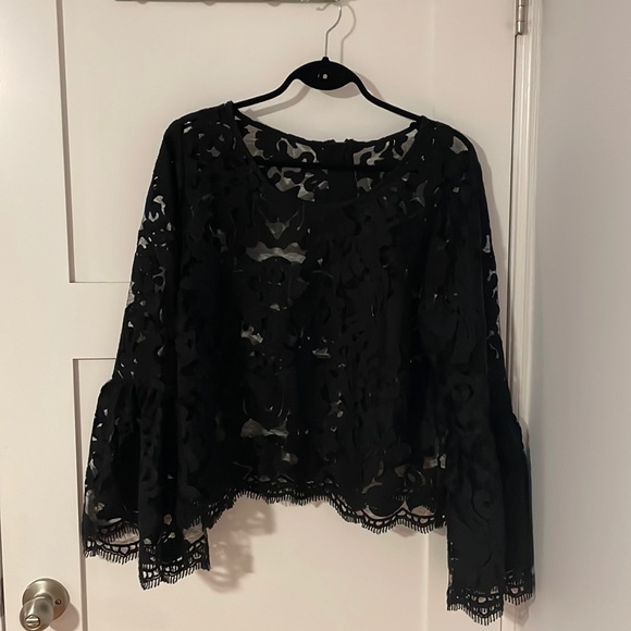 Plus 1X Black laced peplum sleeved top. Addition Elle. - Picture 1 of 3